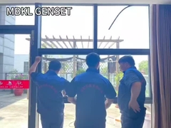 Wykorzystanie w zakładach Dźwiękoodporne 68KW 85KVA Volvo Diesel Generators Typ cichy