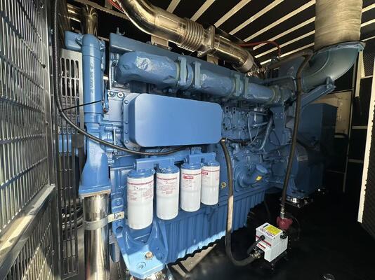 Sprzedaż hurtowa silnych generatorów wysokoprężnych 1250 kVA napędzanych silnikiem Yuchai